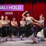 hajnali_hold